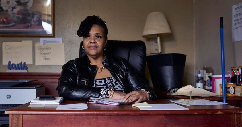  Messenger: Chair of St. Louis homeless board is absent, with questions about her past bills