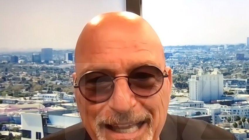  Howie Mandel Says Wife Wasn’t Drunk In Vegas Accident, Was High on Weed Gummies