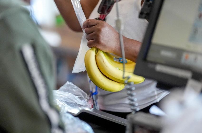  Inflation and low wages put the squeeze on Oklahomans. Here’s how some people are coping