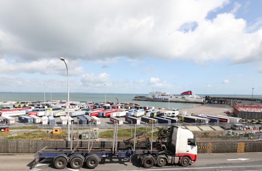 Seizure of €7.2m in suspected cocaine caps busy week