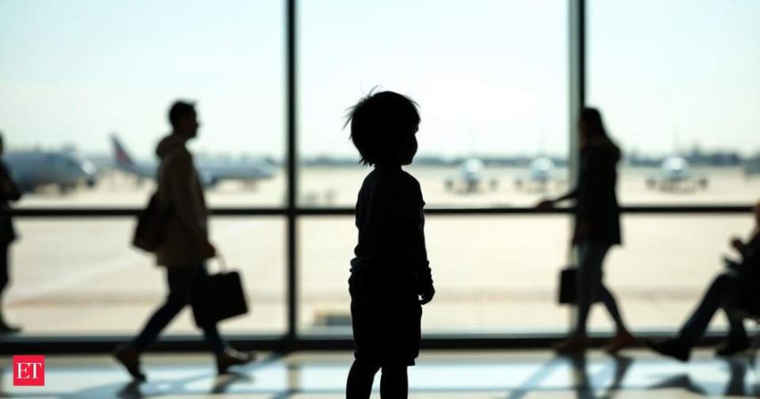 6-year-old detained in Mauritius with £1.6 million worth of drugs; UK group caught smuggling 161 kg cannabis