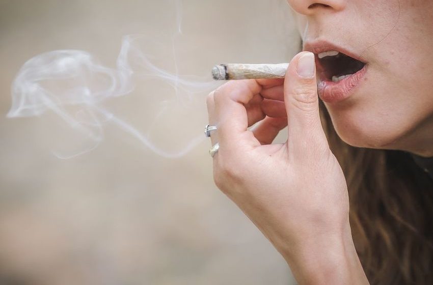  Pot stock euphoria vanishes as U.S. legalization remains elusive