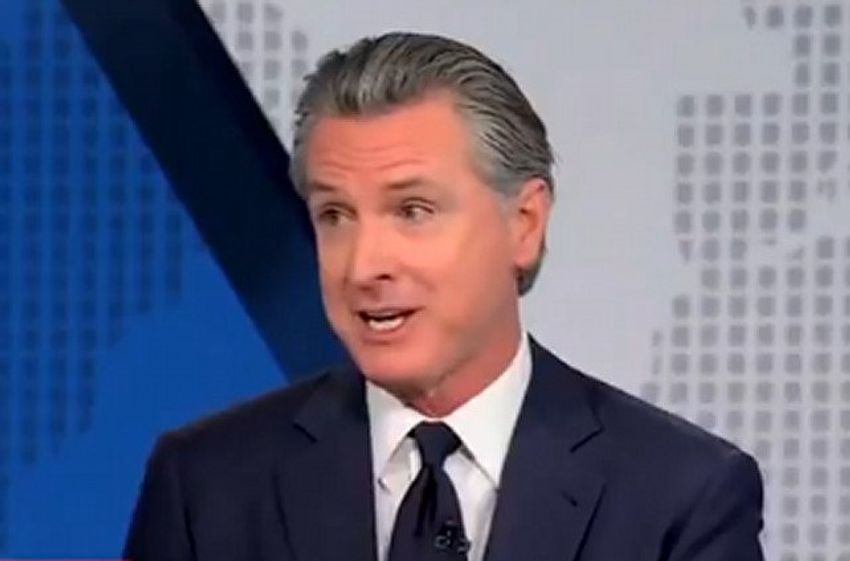  “Sh*t Poster” – Newsom Lashes Out at Social Media Influencer ‘Libs of TikTok’ After Anti-ICE Protester Fires Gun at Federal Agents During Pot Farm Raid