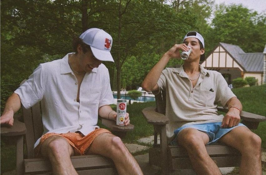 Young Adults Increasingly Choose Weed Drinks Over Alcohol, Poll Shows