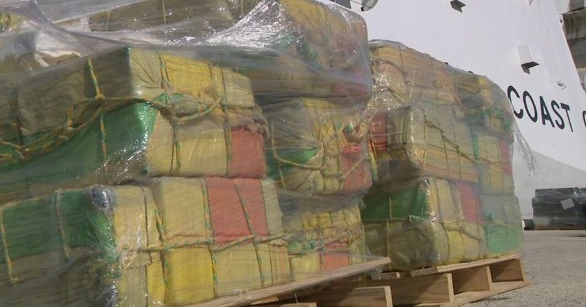Coast Guard offloads record drug haul in South Florida