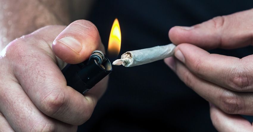 Oral cancer risk tripled in people with problematic cannabis use