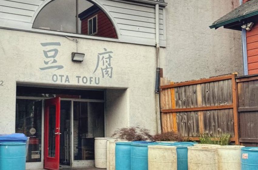  Inside America’s Oldest Tofu Shop