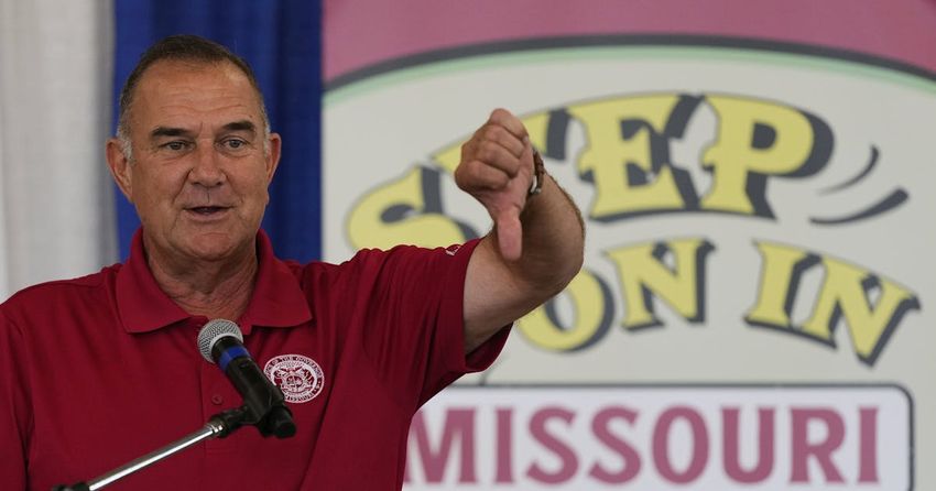 How Red-State Republicans Thwart the Left-Wing Desires of Their Voters