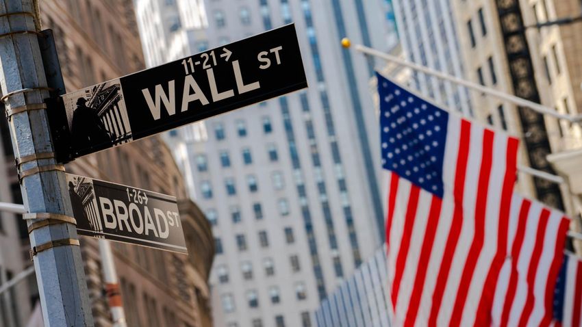 Wall Street Can’t Stand This 12%-Yielding Bear Portfolio