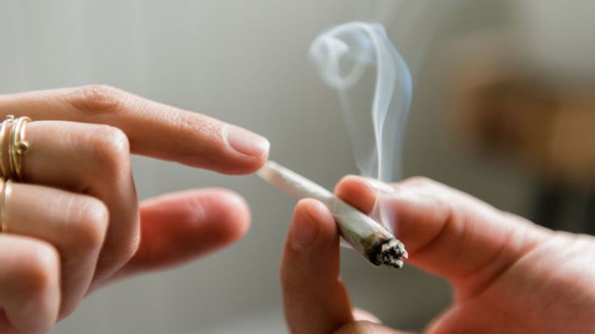 First on CNN: Ob/gyn group advises against cannabis use during pregnancy, recommends universal screening | CNN