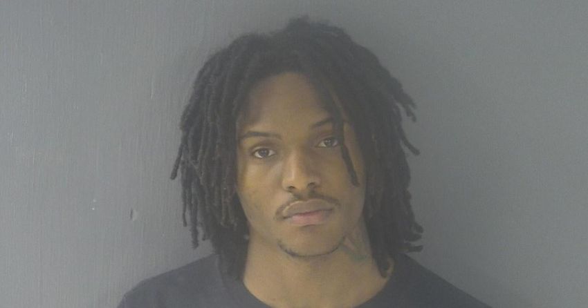 Two arrested in Hanover after marijuana, cocaine, $2,000 and Glock switches found