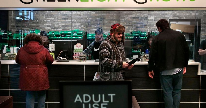 Maryland Heights cannabis product maker to acquire four dispensaries