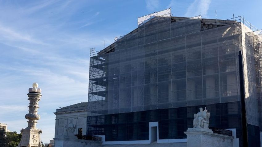  SCOTUS: What could be so bad about letting illegal drug users have guns? [Scary]
