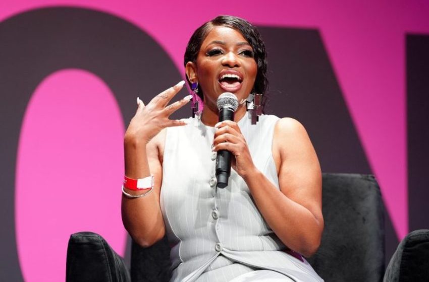  Inside Jasmine Crockett’s Secret Stock Portfolio and Failed Attempts To Become a Marijuana Magnate (Andrew Kerr/The Washington Free Beacon)