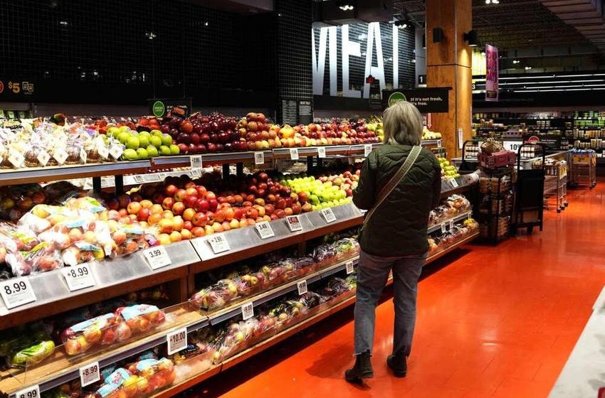  Public grocery stores unlikely to bring down food prices, say economists and analysts
