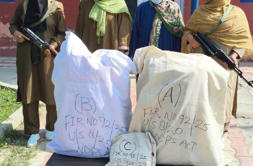  Two women drug peddlers arrested in Shopian