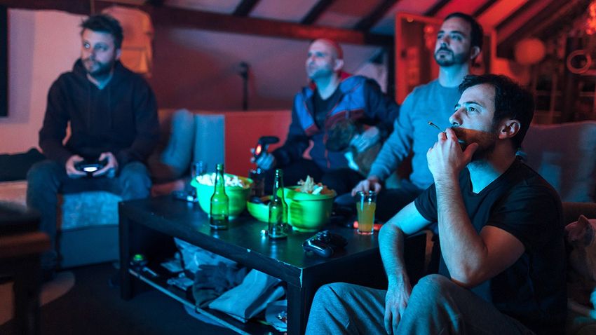  Pot and gaming combo could pose hidden health risks, researchers warn