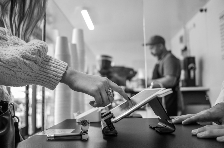  Cannabis Club Systems Reaches 900-Club Milestone as AI Integration Drives Global Expansion