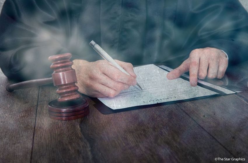  Two undocumented foreigners ordered to enter defence for drug-trafficking charges