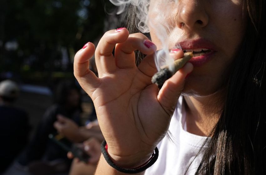  Weed May Help Drinkers Cut Back on Booze