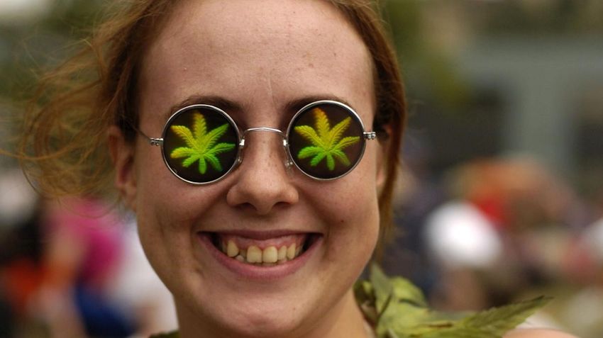  Trump Lights Up the Cannabis Market With Plans for Reclassification