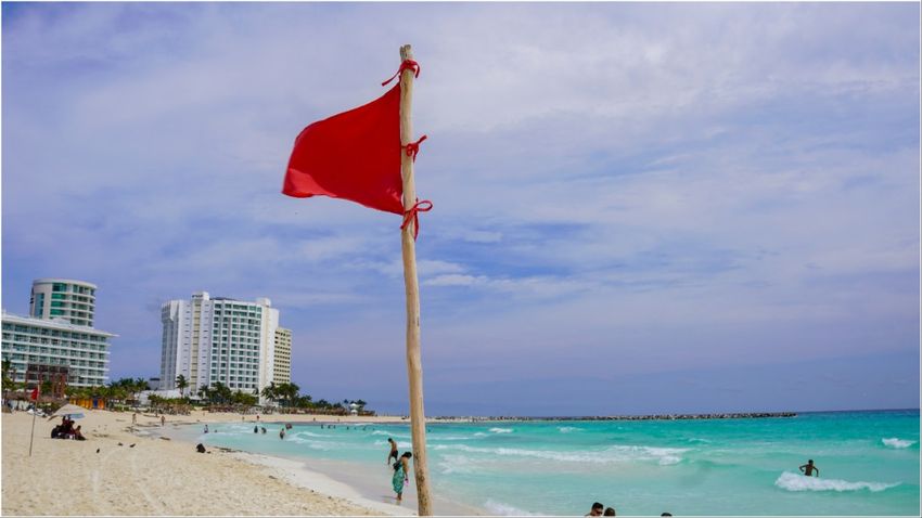  U.S. Issues Major Warning to Vacationers Headed to Mexico