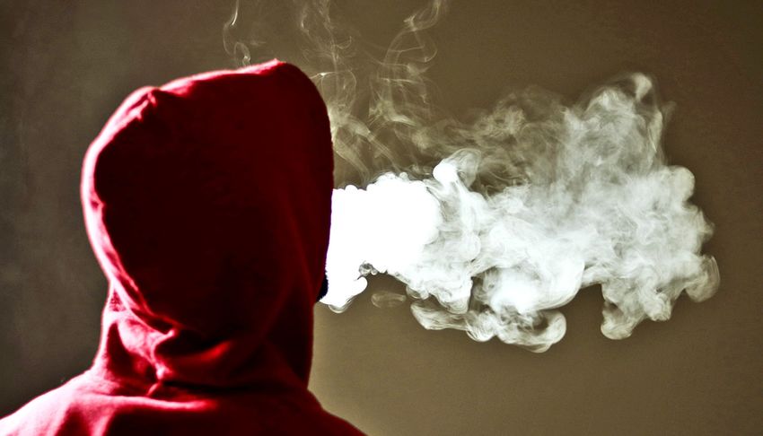  Using 2+ weed products may raise binge drinking risk for teens