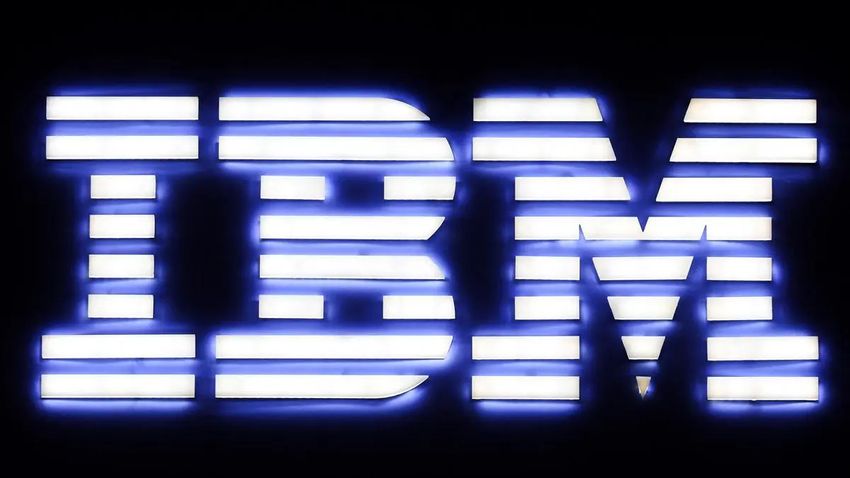  IBM posts worst drop in 25 years as AI disruption fears grip Wall Street