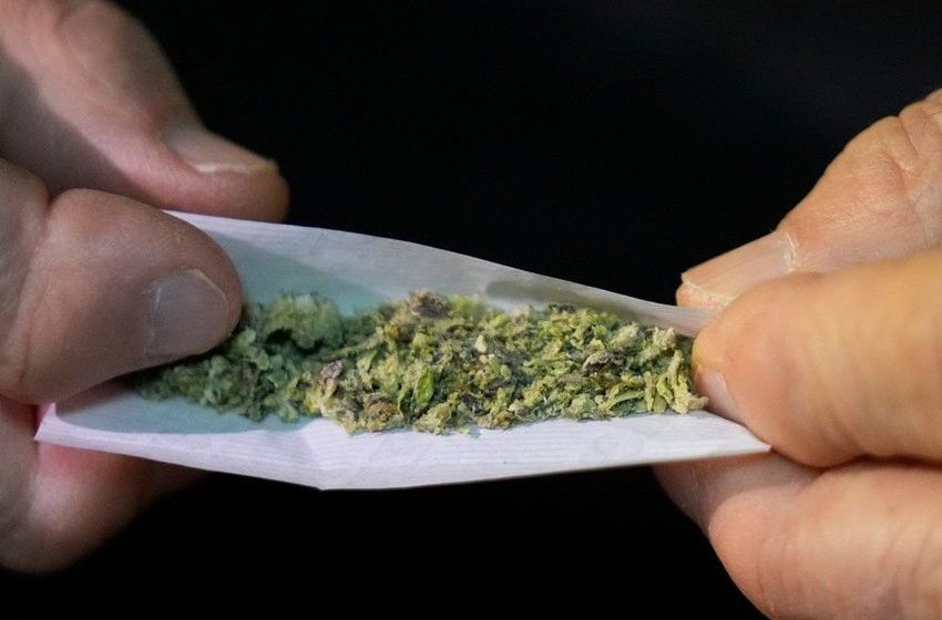  Ontario heavy machine operator fired for allegedly smoking pot at lunch gets job back