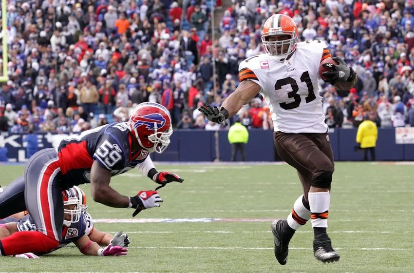  Donald Trump pardons 5 former NFL stars, including ex Browns player