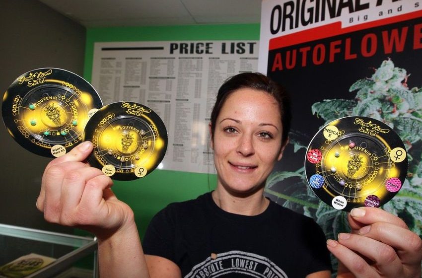  Being Facebook friends with gangster kept Ontario woman out of legal cannabis job