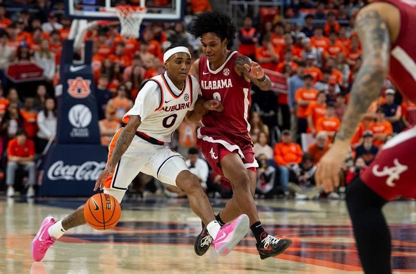  Alabama basketball guard Aden Holloway arrested, charged with felony ahead of NCAA Tournament