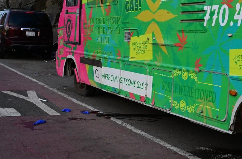  Man stabbed to death steps from mobile NYC pot dispensary as streets stained red: cops