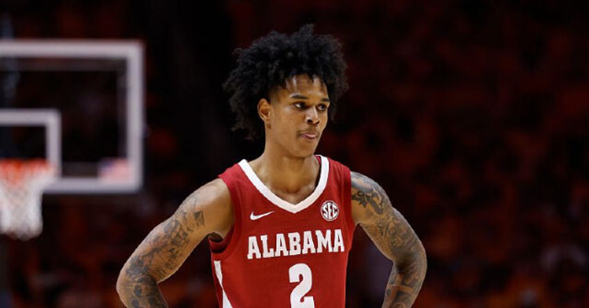  Alabama Star Aden Holloway Arrested with a Pound of Marijuana Before March Madness