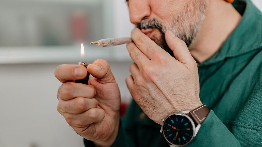  Does marijuana cause lung cancer? Doctors reveal what the research says