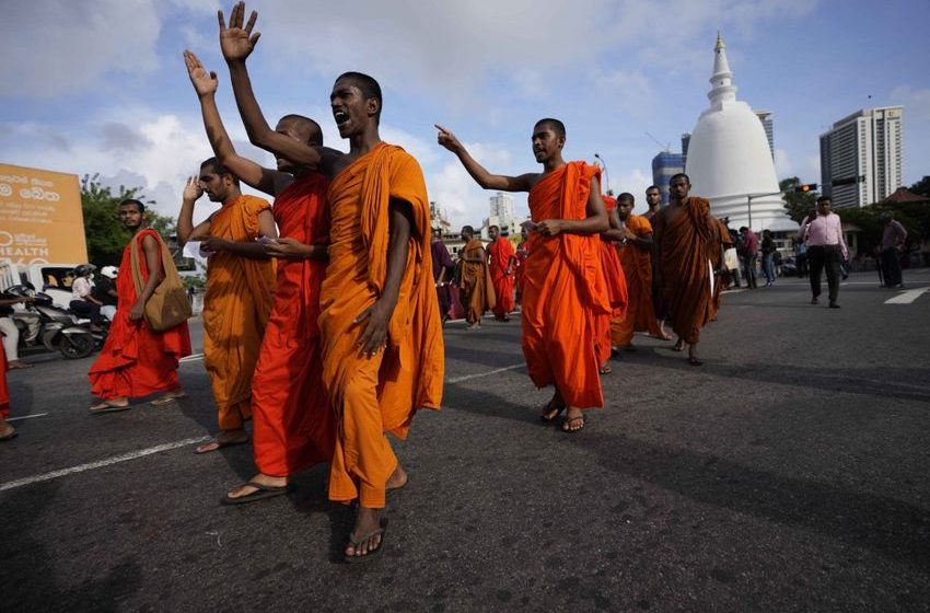  Buddhist Monks May Have Acted as Drug Mules