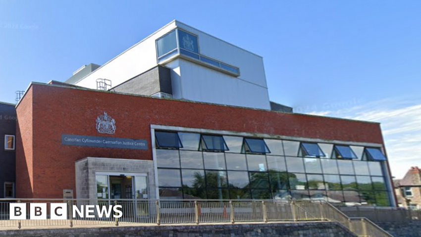  Teen trip to London raised alarm over sexual exploitation gang – court