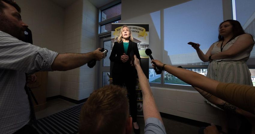  Spanberger vetoes cannabis market, delaying legalization another year