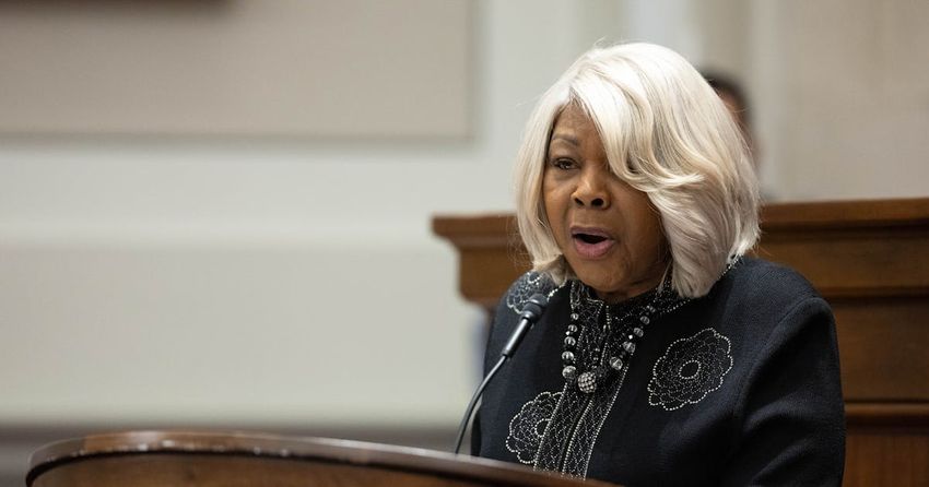  Who Tipped Off Fox News to FBI Raid of Democratic Leader’s Office?