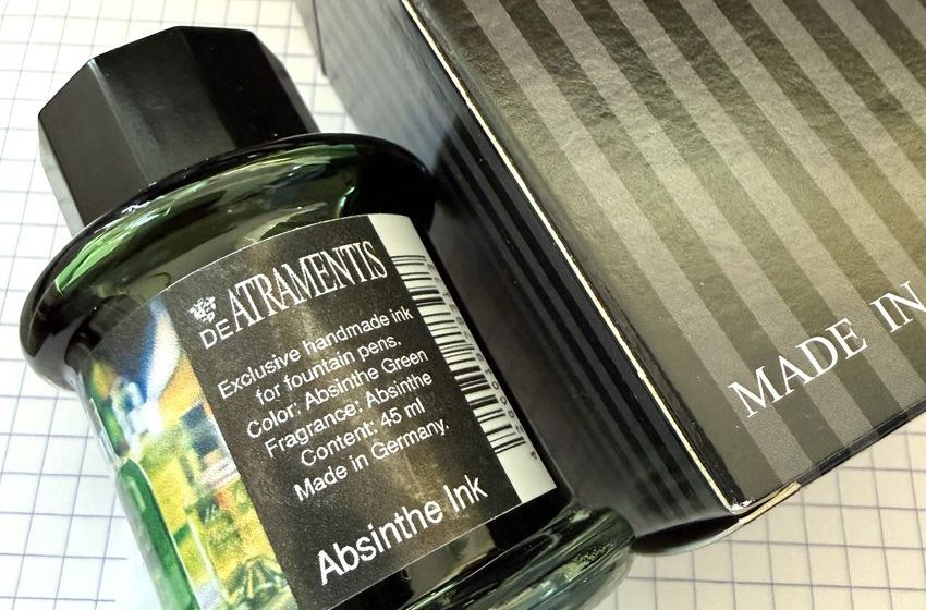  DeAtramentis Absinthe Ink Review