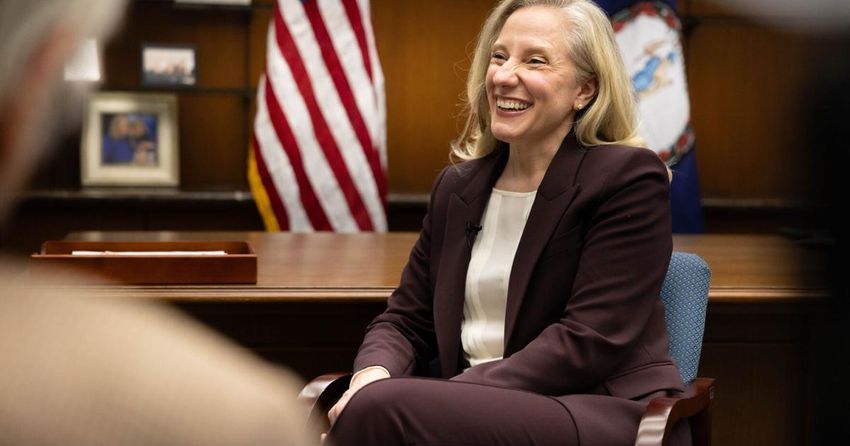  Spanberger: Reviving vetoed bills in a budget would be an ‘abuse of the process’