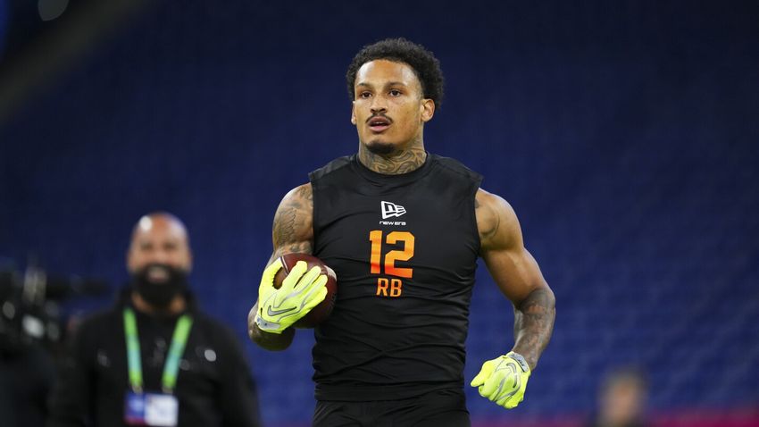  Chris Ballard on drafting Seth McGowan despite legal history: “I’m a second chance guy”