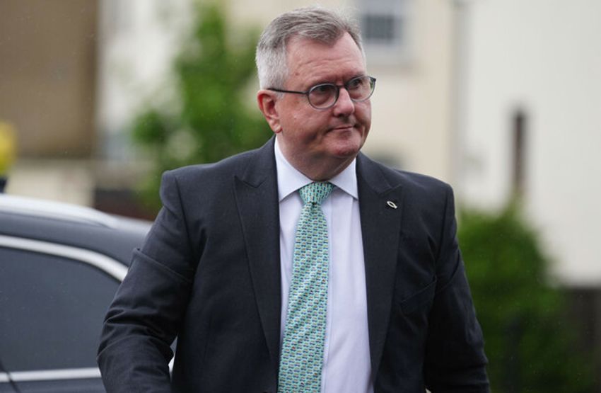  Woman tells Donaldson trial she should have told police about alleged sexual abuse earlier