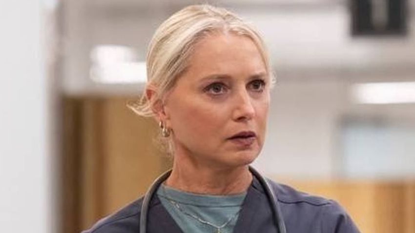  The Pitt star Katherine LaNasa says she was haunted by ghost of her Hollywood icon ex-husband