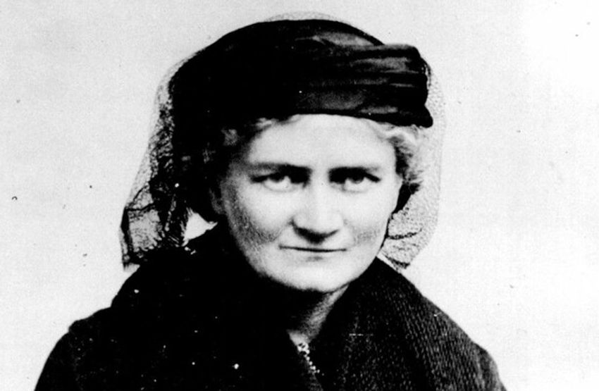  Sitdown Sunday: The Dublin woman who shot Mussolini