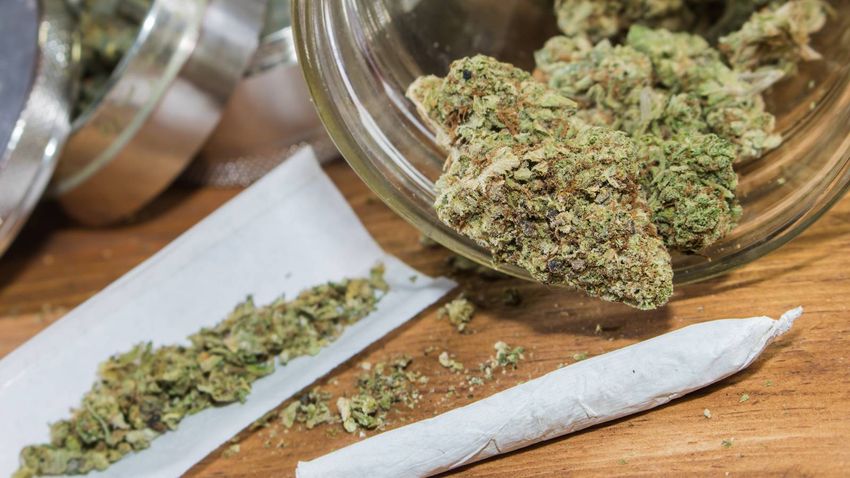  Lawmaker Wants to Let Cannabis-Failed Recruits Into Air Force & Marines — Just Like Army & Navy