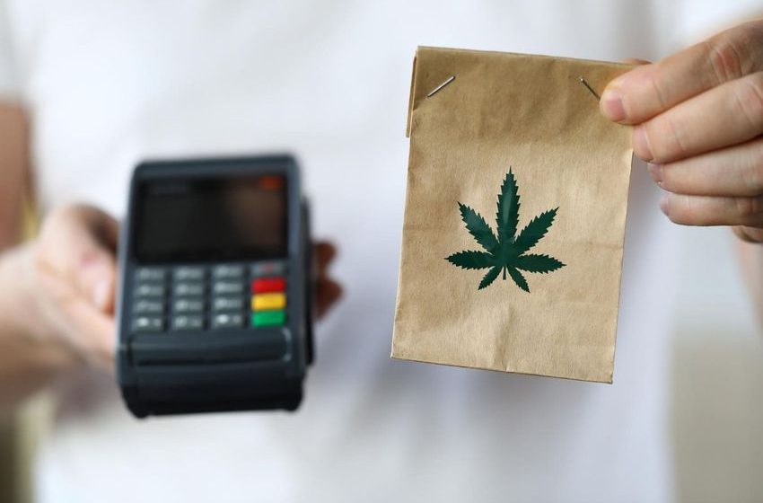  Virginia Governor Reports Progress On Marijuana Retail Sales Bill