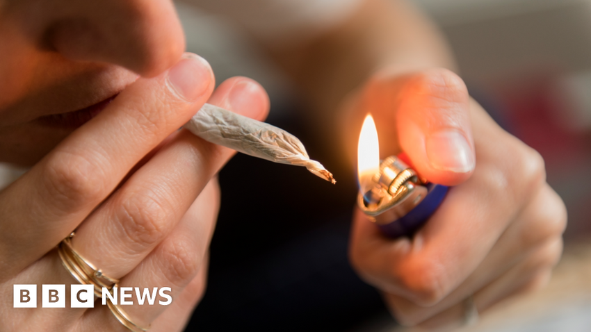  Irish committee recommends decriminalisation of all drug possession for personal use