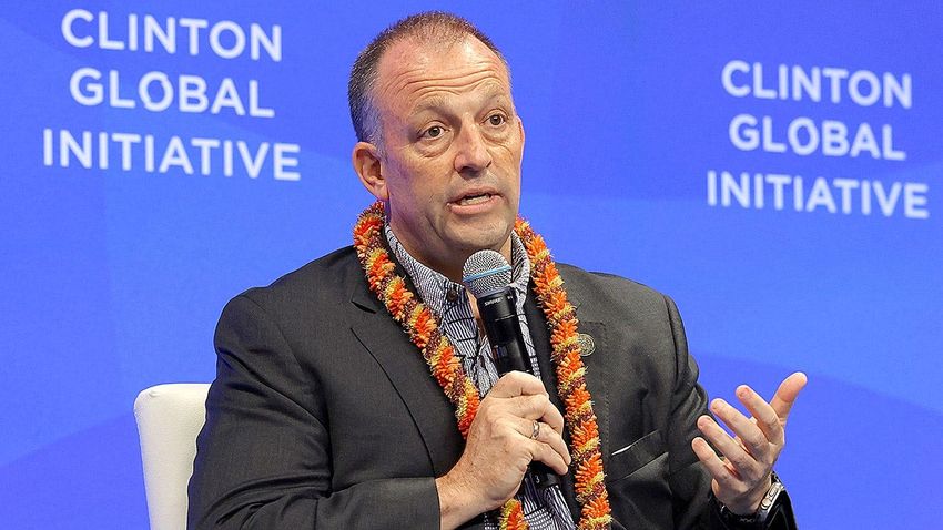  Hawaii Gov. Josh Green cruises to Democratic primary win, sets up fall matchup with GOP nominee