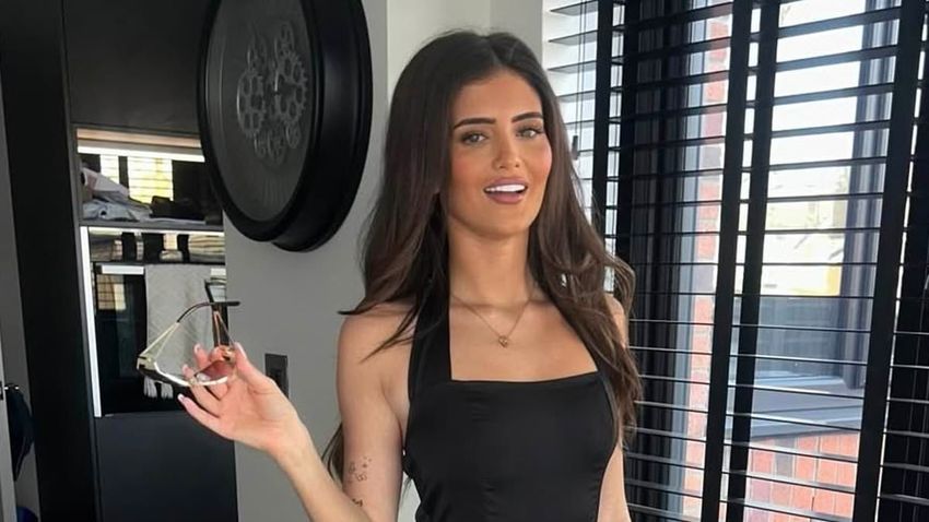  Record 1,000 drug mules arrested for smuggling cannabis into UK as police warn gangs on social media are luring young Britons with promise of influencer lifestyles